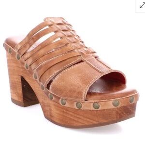 BedStu Shantel Platform Clogs, Color Tan Rustic